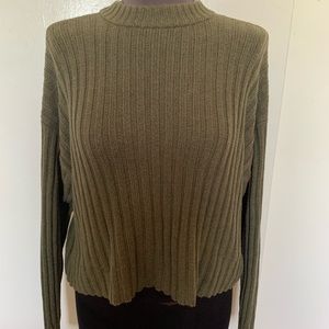 American eagle crop top sweater size S